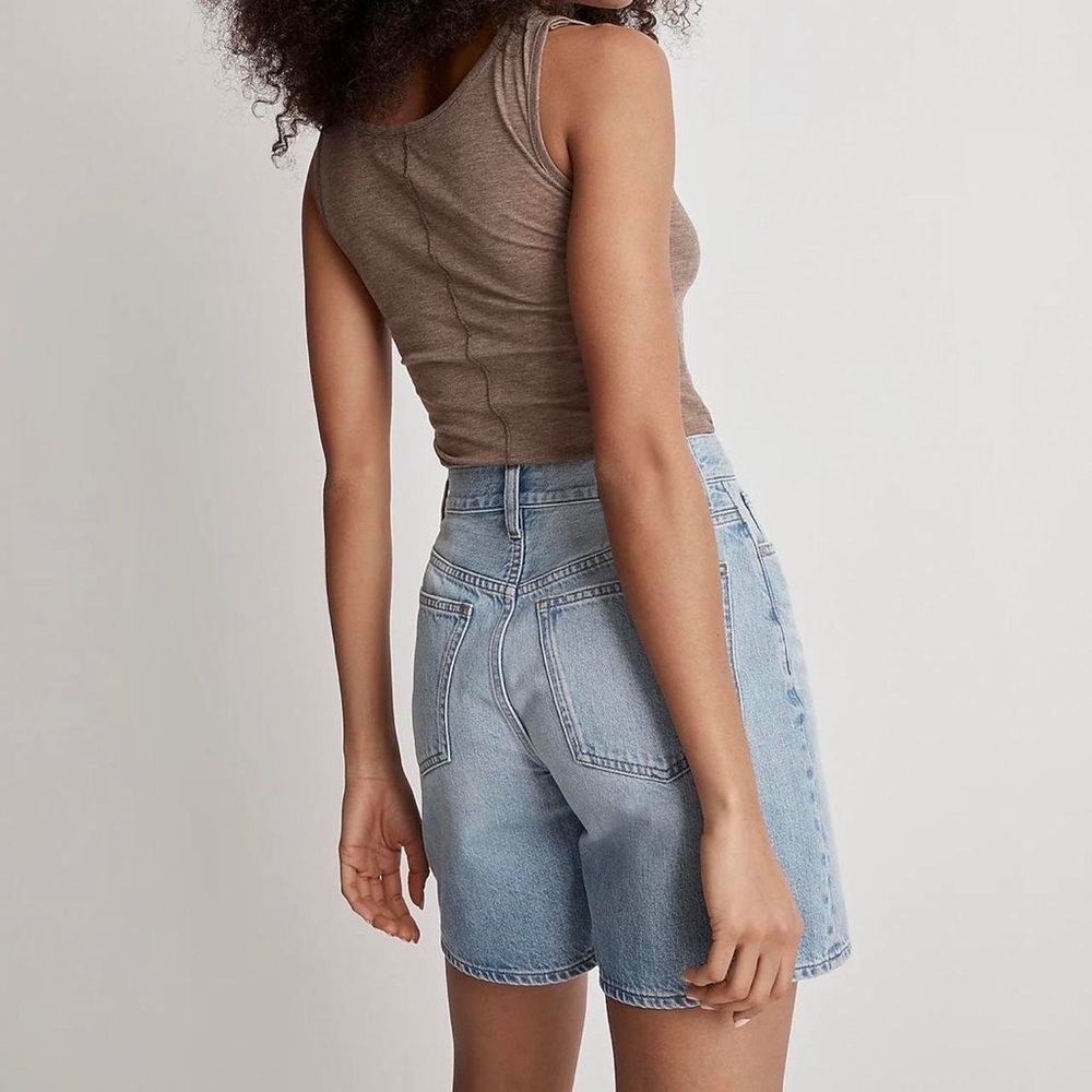 Madewell Baggy Jean Shorts in Bessmund​ - Picture 3 of 7